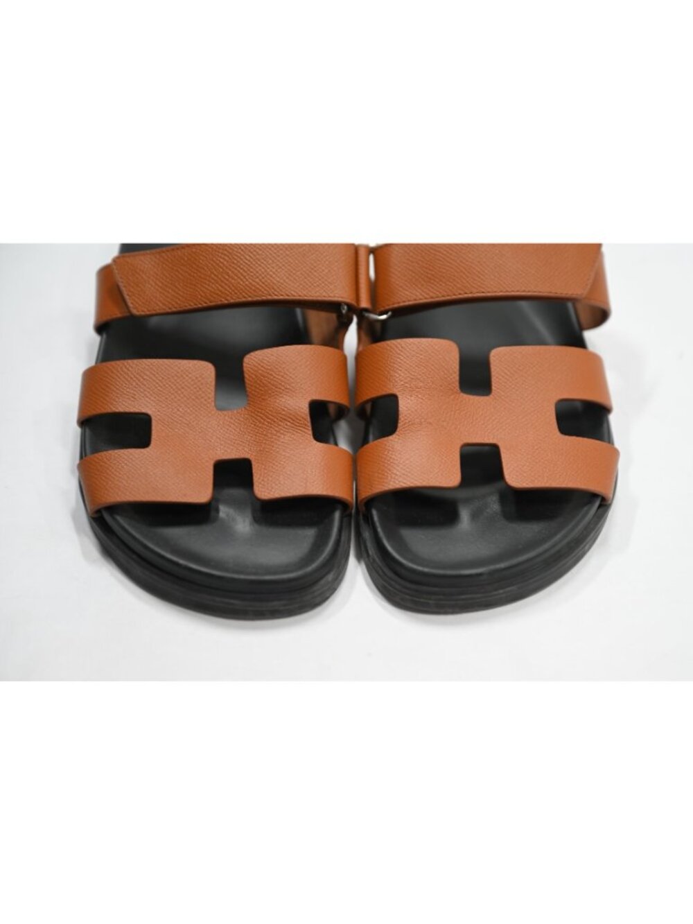 Hermes Chypre Sandal in Naturel - Picture 3 of 8